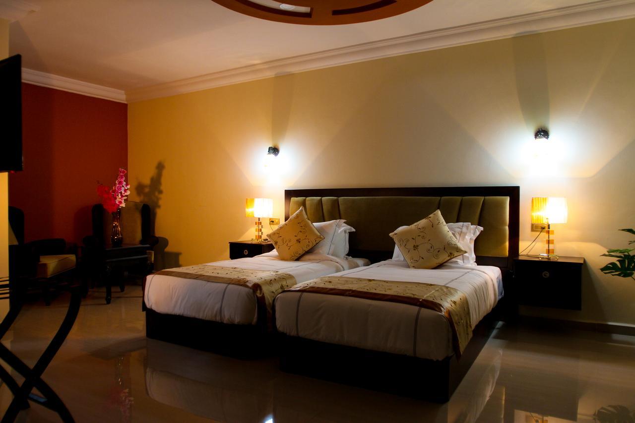 Queen Plaza Hotel Hebron Kültér fotó