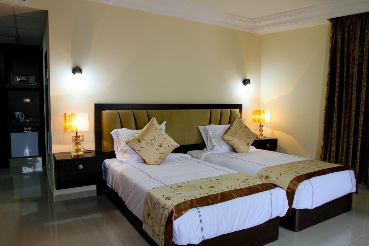 Queen Plaza Hotel Hebron Kültér fotó